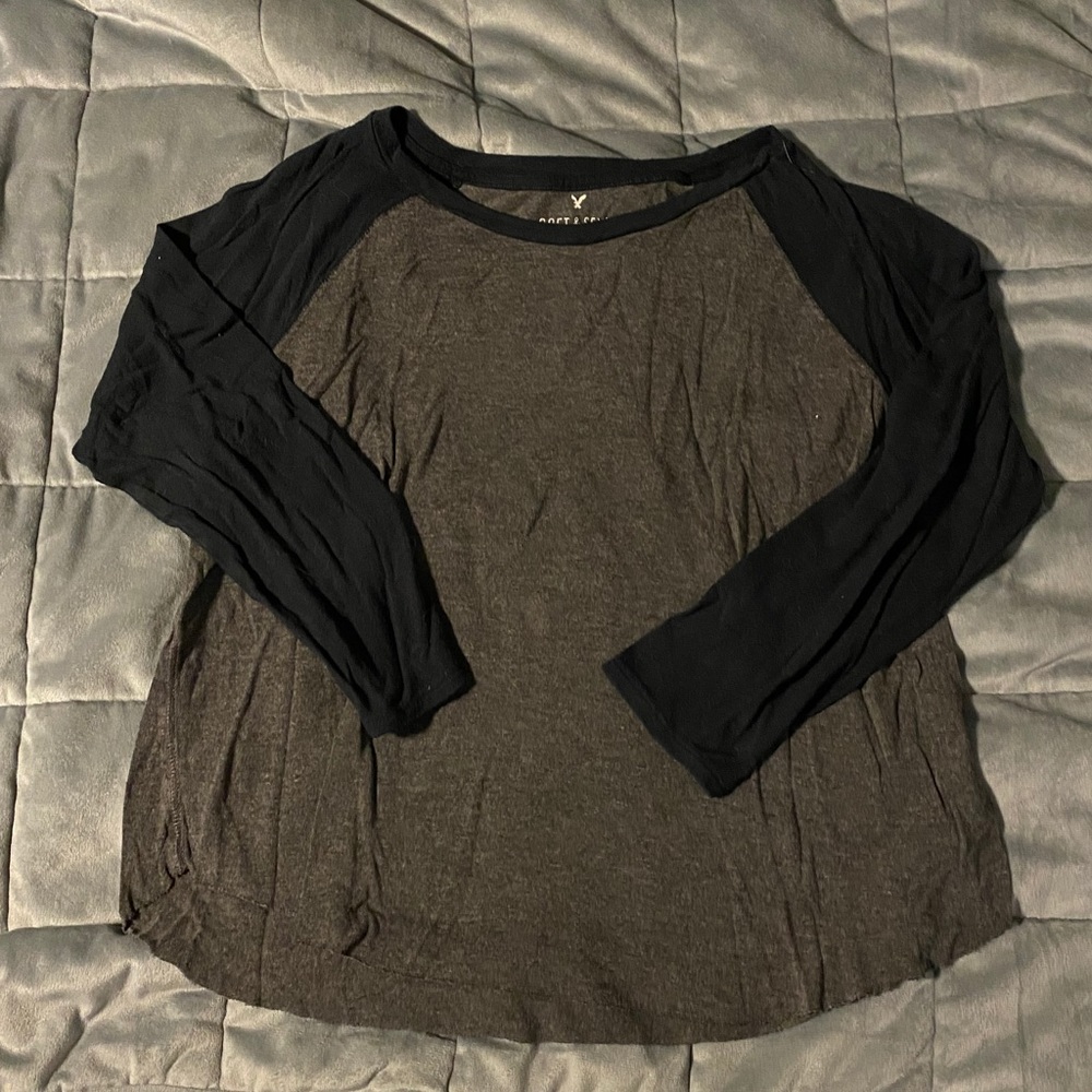 American Eagle baseball tee